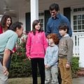 Uma Família em Apuros : Foto Bailee Madison, Billy Crystal, Joshua Rush, Kyle Harrison Breitkopf, Marisa Tomei