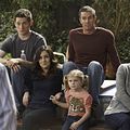 Foto Garret Dillahunt, Lucas Neff, Martha Plimpton, Shannon Woodward
