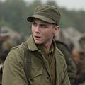 Corações de Ferro : Foto Logan Lerman