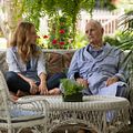 Uma Longa Jornada : Foto Alan Alda, Britt Robertson