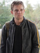 Max Thieriot