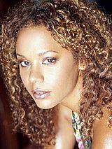 Rachel True
