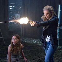 Foto Kathryn Newton, Leisha Hailey