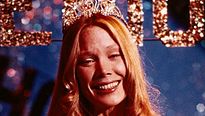 <strong>Carrie, A Estranha</strong> Trailer Original