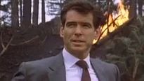 <strong>007 - O Mundo Não é o Bastante</strong> Trailer Original