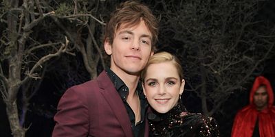 O Mundo Sombrio de Sabrina: Conheça o ator Ross Lynch, namorado mortal da bruxa teen