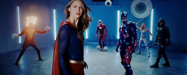 Arrow, The Flash, Supergirl e Legends of Tomorrow se encontram em novo vídeo do Clube da Luta dos Super-Heróis