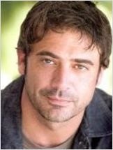 Jeffrey Dean Morgan