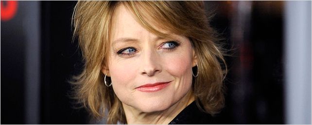 Jodie Foster se une roteirista de The Big C para criar nova comédia Jodie Foster se une roteirista de The Big C para criar nova comédia