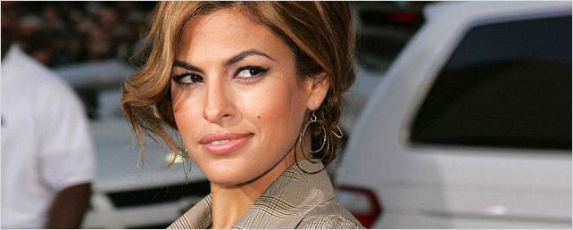 Hoje é o aniversário de Eva Mendes! Parabéns! Hoje é o aniversário de Eva Mendes! Parabéns!