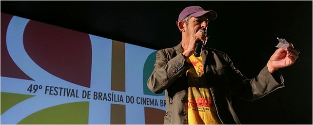 Festival de Brasília 2016: Noite de protesto inusitado, ótimos curtas e longas decepcionantes Festival de Brasília 2016: Noite de protesto inusitado, ótimos curtas e longas decepcionantes