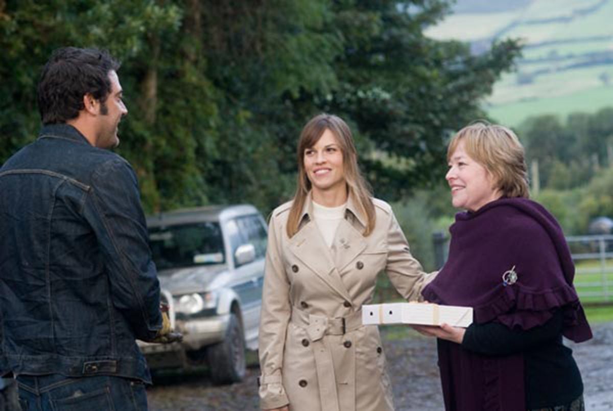 Foto de P.S. Eu Te Amo P.S. Eu Te Amo Foto Hilary Swank, Jeffrey Dean Kathy Bates Foto de P.S. Eu Te Amo P.S. Eu Te Amo Foto Hilary Swank, Jeffrey Dean Kathy Bates