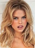 Foto : Alice Eve Foto : Alice Eve