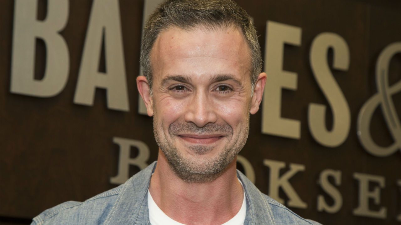 Resultado de imagem para Punky, a Levada da Breca: Freddie Prinze Jr. entra para o elenco da série