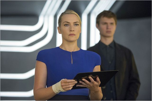 A Série Divergente: Insurgente : Foto Ansel Elgort, Kate Winslet