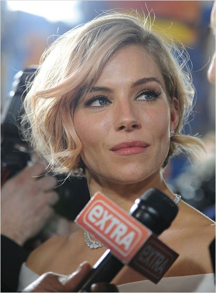 Sniper Americano : Vignette (magazine) Sienna Miller