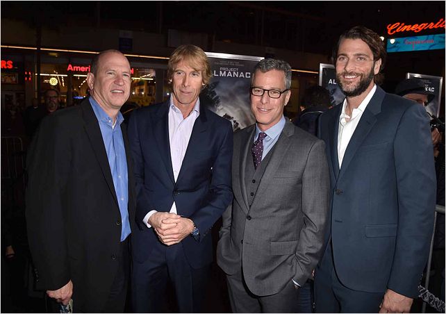 Projeto Almanaque : Vignette (magazine) Andrew Form, Michael Bay