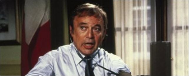 Morre o ator Herbert Lom, da série A Pantera Cor de Rosa, aos 95 anos