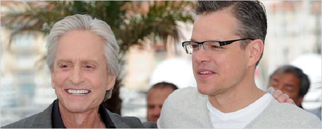 Cannes 2013: Matt Damon esbanja bom humor e Michael Douglas se emociona na coletiva de Behind the Candelabra