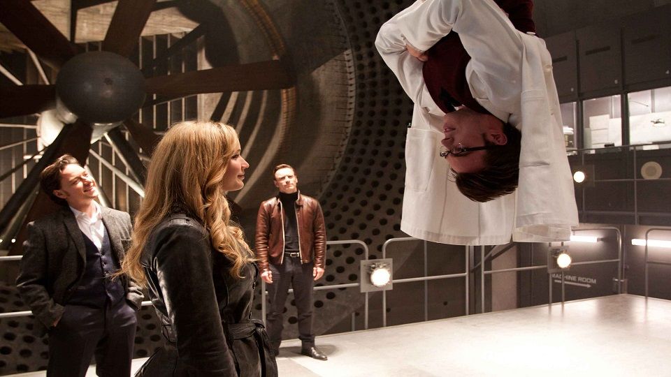 Resultado de imagem para fera MISTICA  x men primeira classe