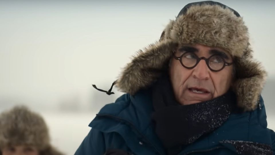 O Viajante Relutante Eugene Levy 1 Temporada Trailer Oficial