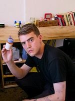 Pôster de Take Your Pills