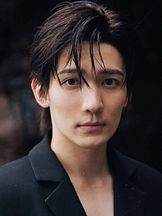 foto de Yong-qi Liang
