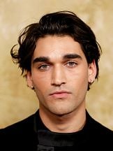 foto de Josh Heuston