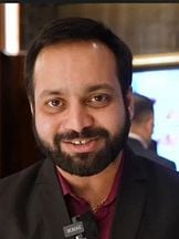 foto de Aditya Suhas Jambhale