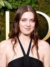 foto de Lizzy McAlpine