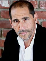 foto de Paul Carafotes