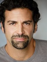 foto de Elijah Alexander