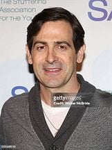 foto de Greg Naughton