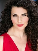 foto de Niki Spiridakos