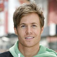 Foto Ashley Parker Angel