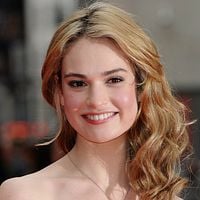 Foto Lily James