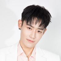 Foto Peng Chuyue