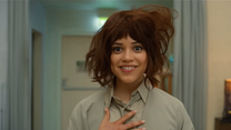 imagem de Klara e o Sol Trailer Legendado