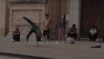 imagem de Com Poesia Trailer Original