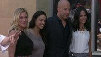 imagem de Vin Diesel na Calçada da Fama de Hollywood e na pré-estreia de Riddick 3