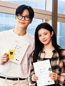 Pôster de O Amor Pode Ser Traduzido? Temporada 1