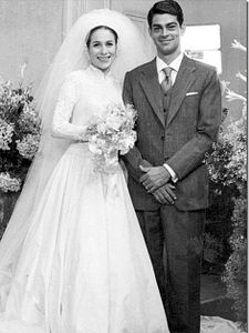 Pôster de A Madona de Cedro Temporada 1