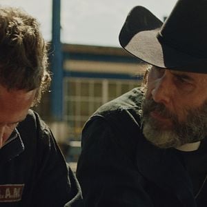 Foto Enterre Seus Mortos