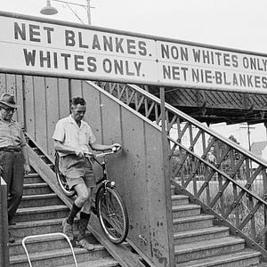 Foto Ernest Cole: Achados e Perdidos