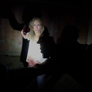 Foto POV: Presença Oculta