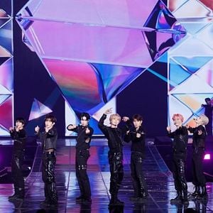 Foto Zerobaseone The First Tour [Timeless World] 