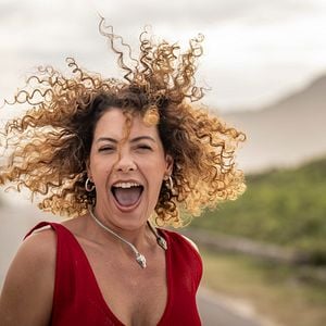 Foto Uma Mulher Sem Filtro