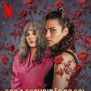 Foto Sob a Escuridão do Sol