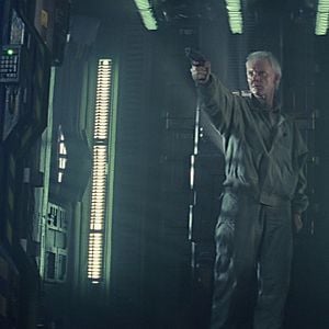 Foto Estação 44: O Refúgio dos Exterminadores