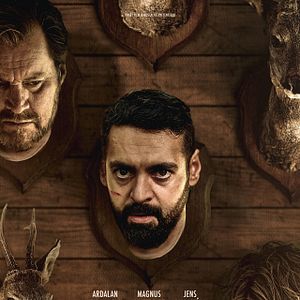 Foto Caçadores em um Campo Branco